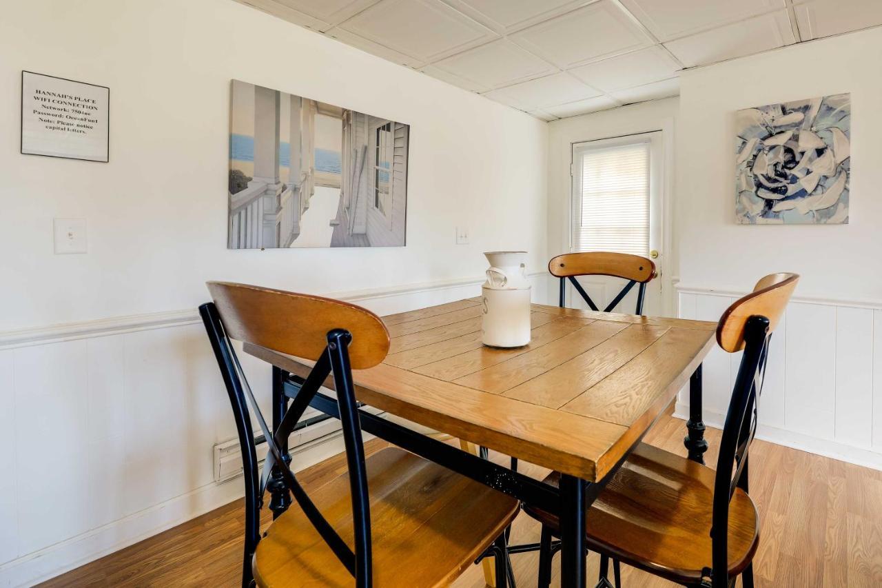 Hannahs Place - Quaint And Cozy Apt By The Beach! Emerald Isle Exteriör bild